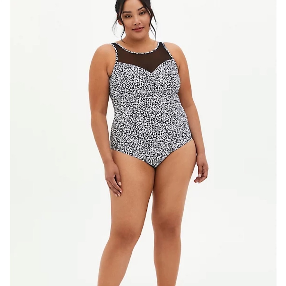 New Torrid sz 2 Cheetah Leopard Swim Bathing Suit 2X